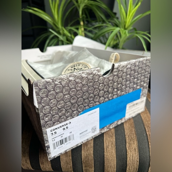 NWT Limited Converse x Josh Vides Chuck 70 High Top Shoes - Men 7.5 - Picture 11 of 11